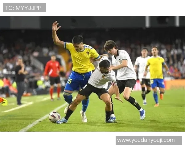 巴伦西亚主场迎战卡迪斯期待逆转局势争取胜利